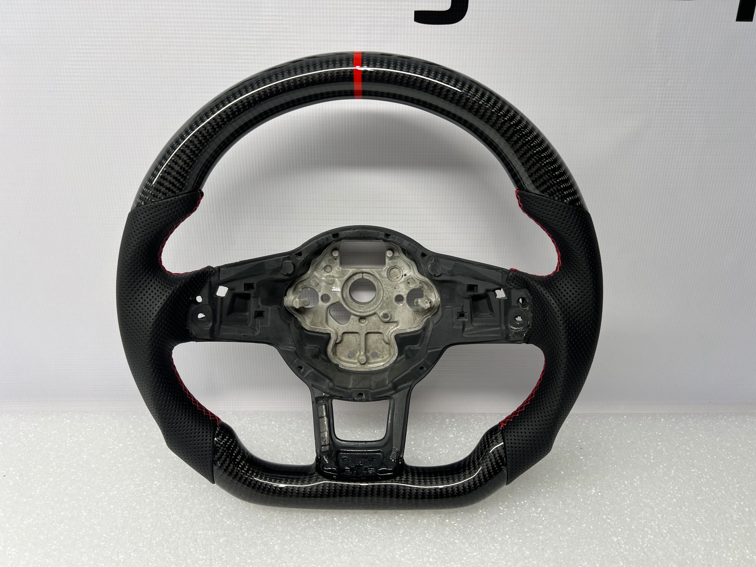 Volant en Carbone Volkswagen GOLF 7 – Image 2