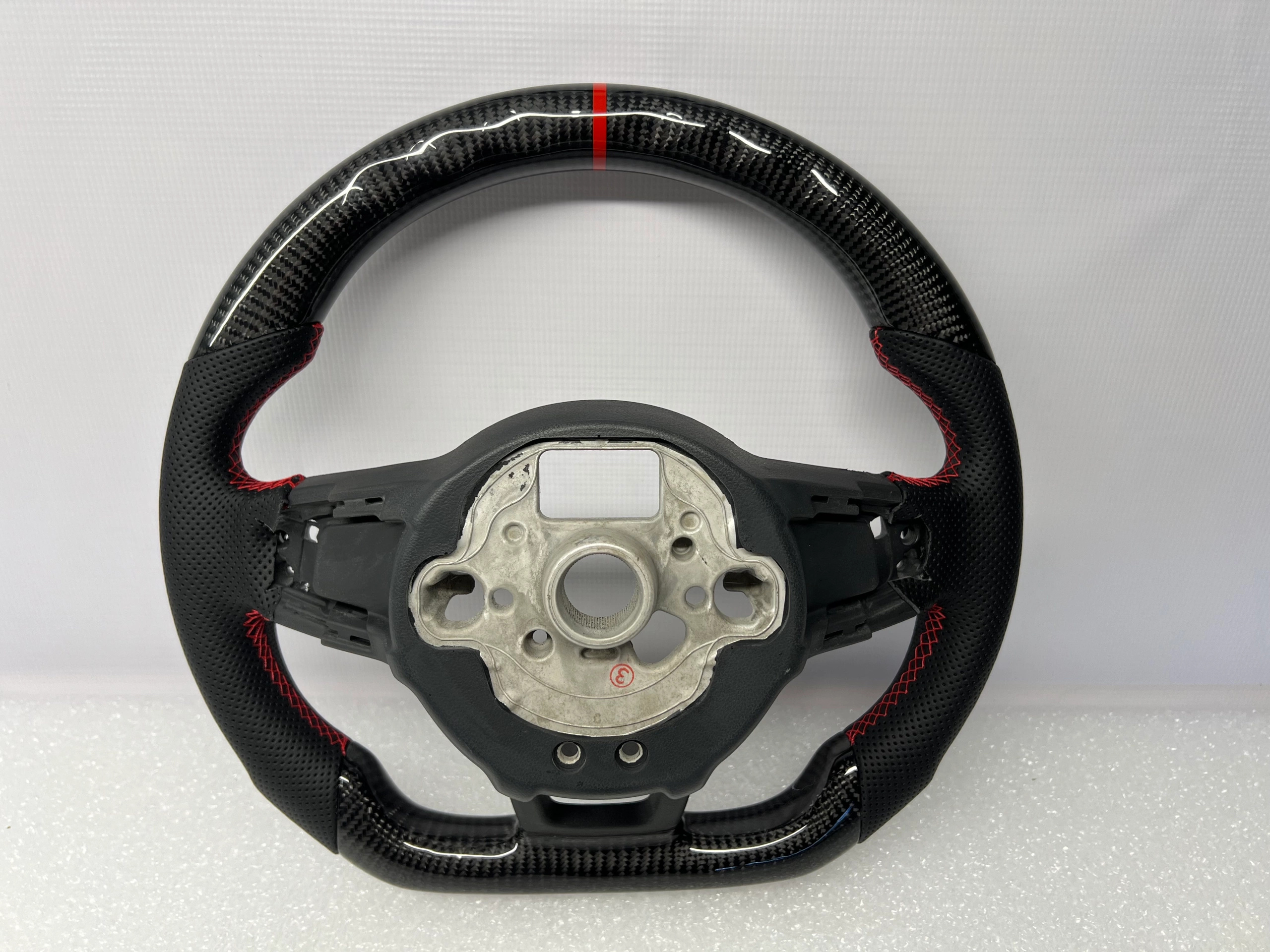 Volant en Carbone Volkswagen GOLF 7 – Image 4