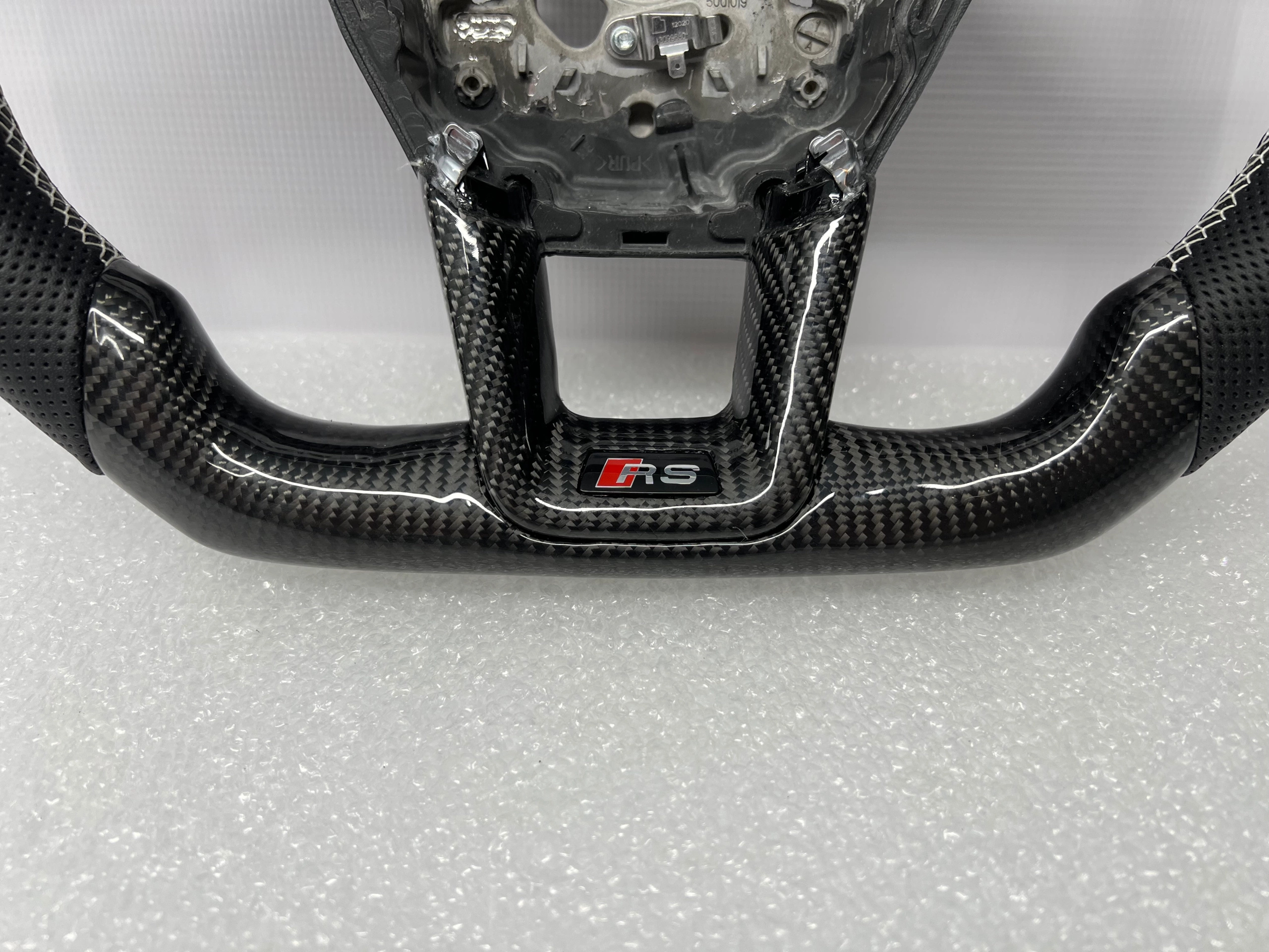 Volant Carbone AUDI A8 S8 4N – Image 2