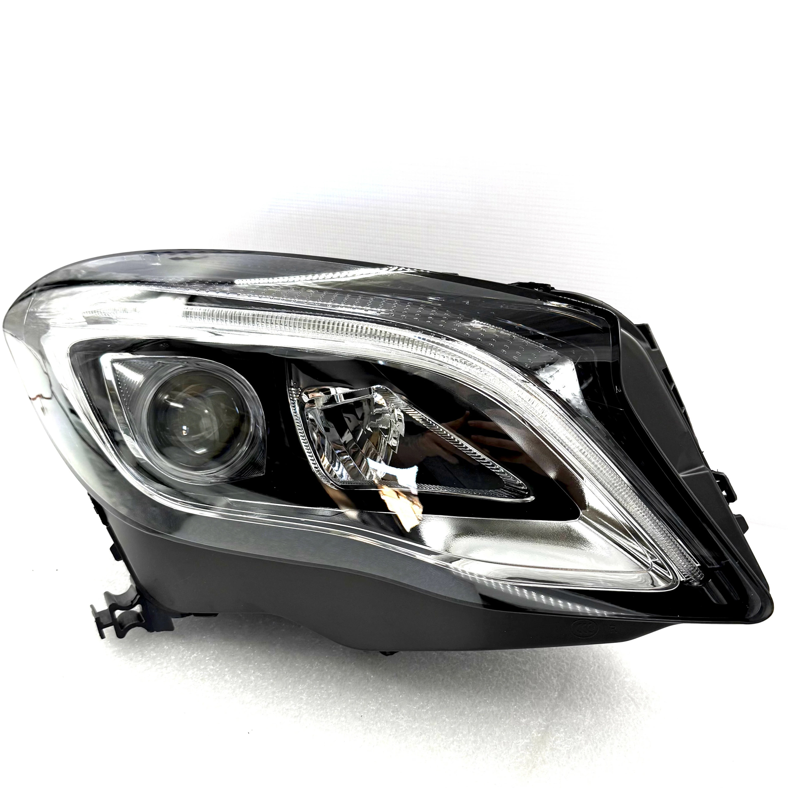 Phares avant LED Mercedes-Benz GLA 2013-2020 – Image 2